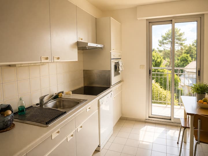 Appartement Entre Mer Et Pins Avec Terrasse - La Baule-Escoublac