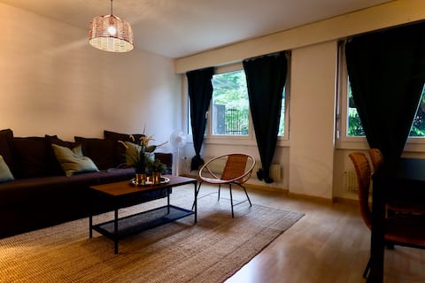 Top performing Airbnb: Cozy 2BR Apartment with Easy Access to Bern in Mattenhof