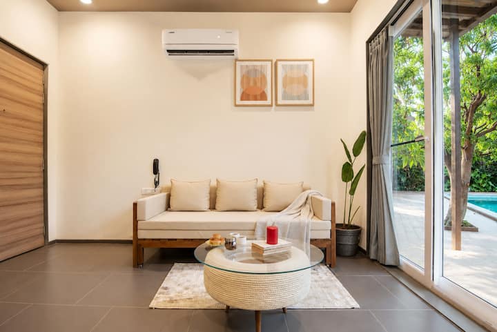 Boutique Suite In A Resort W/shared Game & Garden - Karjat