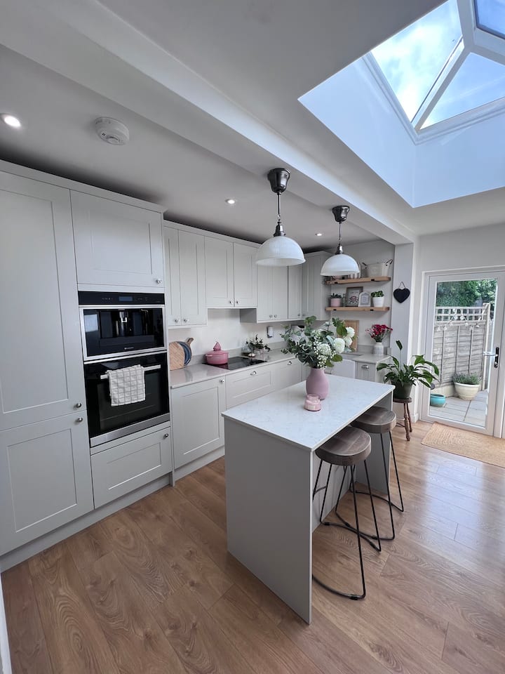 Modern Cottage Near Silverstone Circuit - Towcester