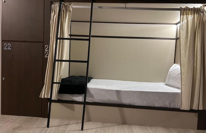 Hostel In Tetuán Close To S. Bernabeu - 馬德里