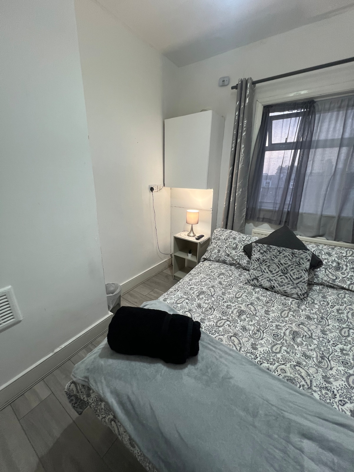 Shalom London Cosy Room 3