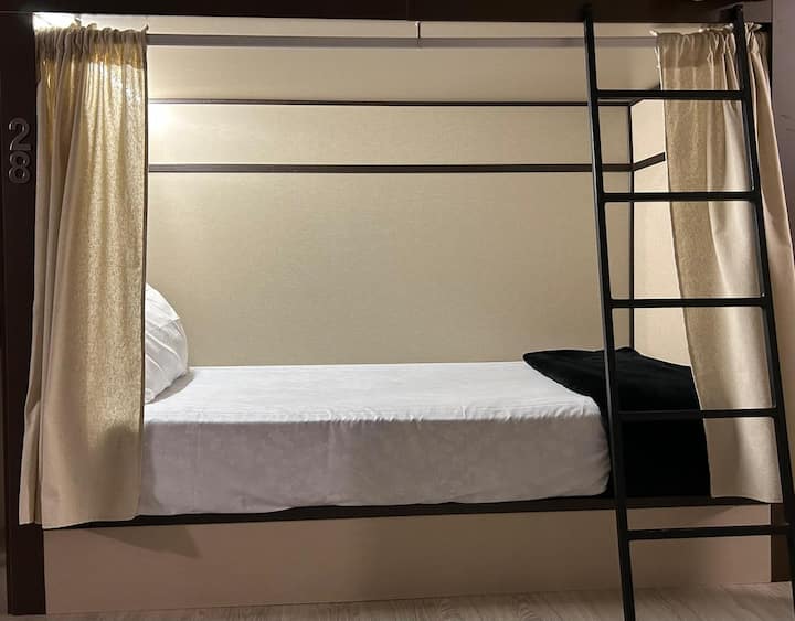 Your Perfect Refuge In The Heart Of Madrid - Madrid