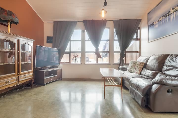 Cozy Family Retreat, Location Great Access - Selfoss