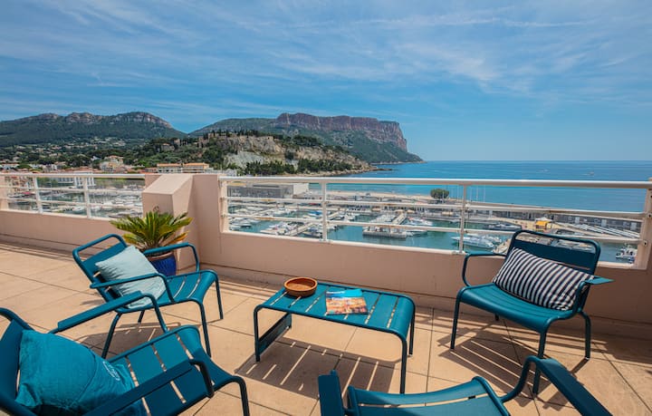 Le Marinologue-cassis-winkyhouse Selection - Cassis