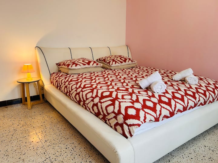 Les Deux Chambre Au Patio Chez Jean - Le Boulou