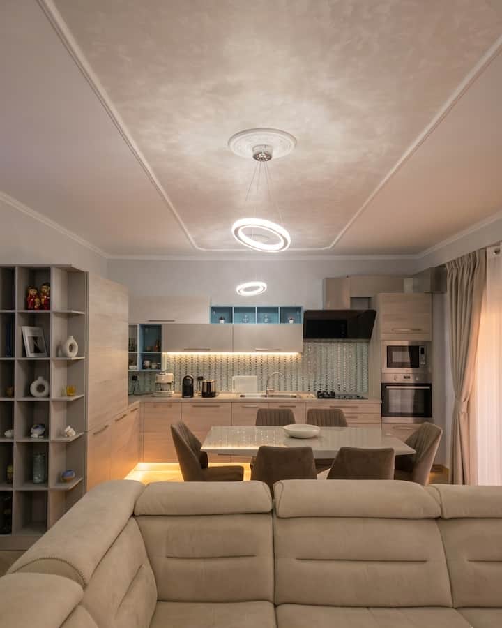 Ledy Penthouse Apartment - 알바니아