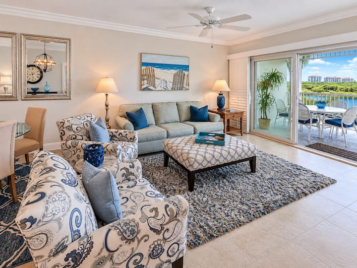 Olde Marco Inn #403, Waterfront Island Escape - Marco Island