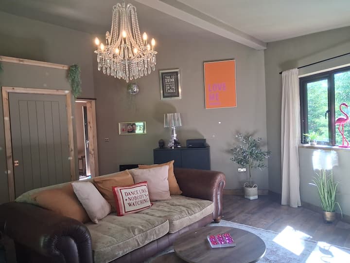 The Vines-new Stunning Luxury Cabin In The Woods - Cranbrook, UK