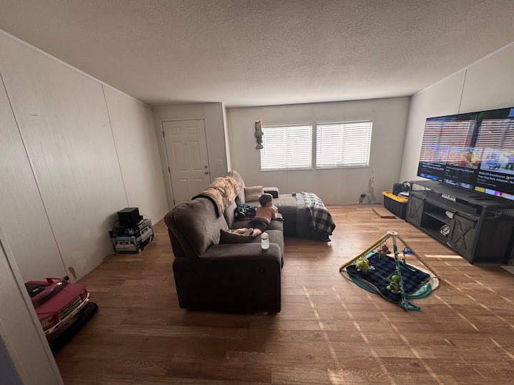 Spacious House - Oakridge, OR