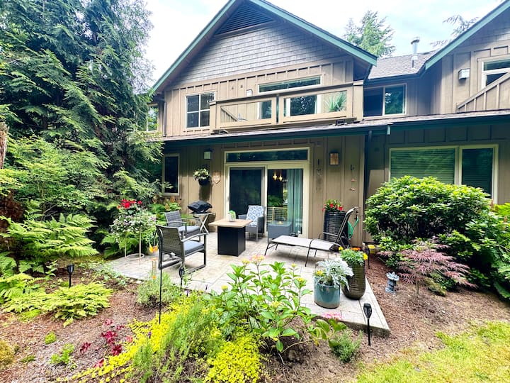 Modern And Resort Feeling - Blaine, WA