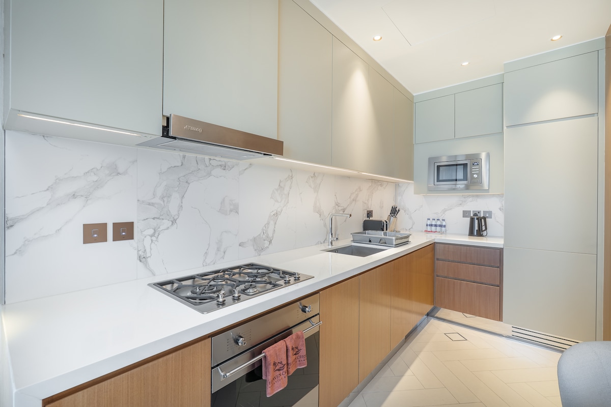 1-Bedroom Apartment · Address Residences Dubai Opera · City View 3