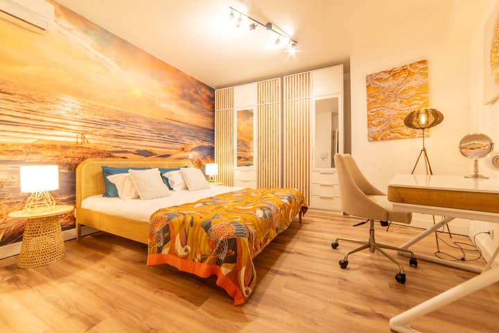 Suite avec lits gigognes, aménagement flexible — Villa Solare, villa de vacances avec piscine chauffée en bordure du terrain de golf Quinta do Perú, Azeitão près de Lisbonne