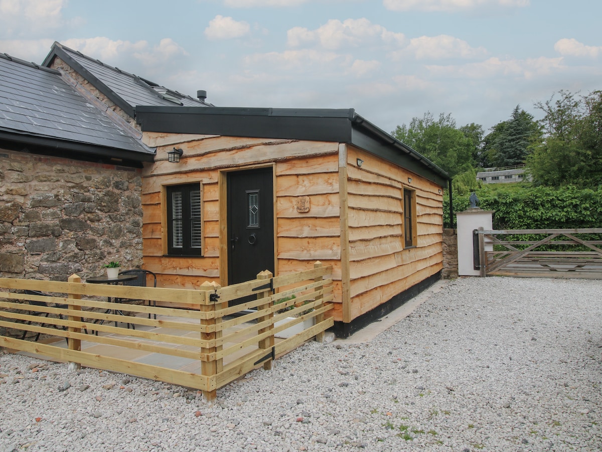 The Dinky Dairy - Crickheath