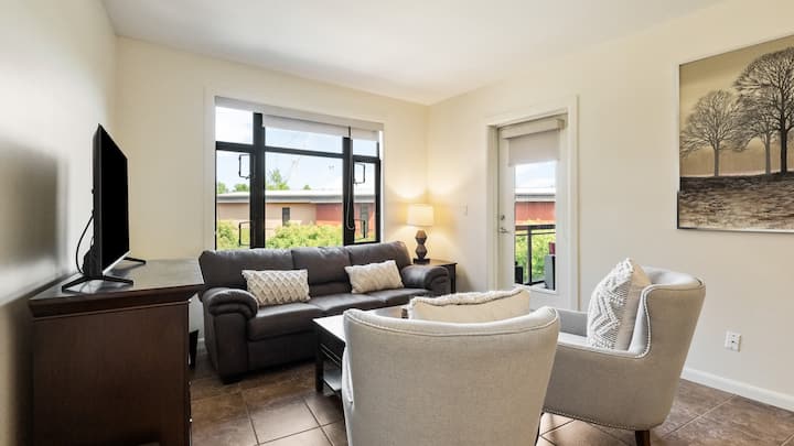 Bright 3 Bd At Playa 548. Pool & 1 Min To Beach - Kelowna