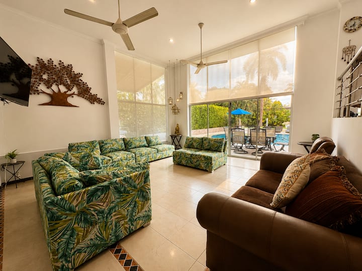 Luxury Villa Con Piscina Y Bbq Privado - Ricaurte