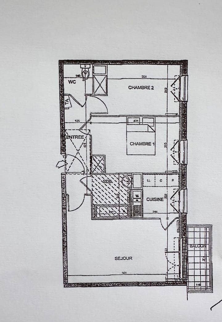 3 Pièces 2 Chambres Balcon Terrasse Et Box Fermé - Trappes