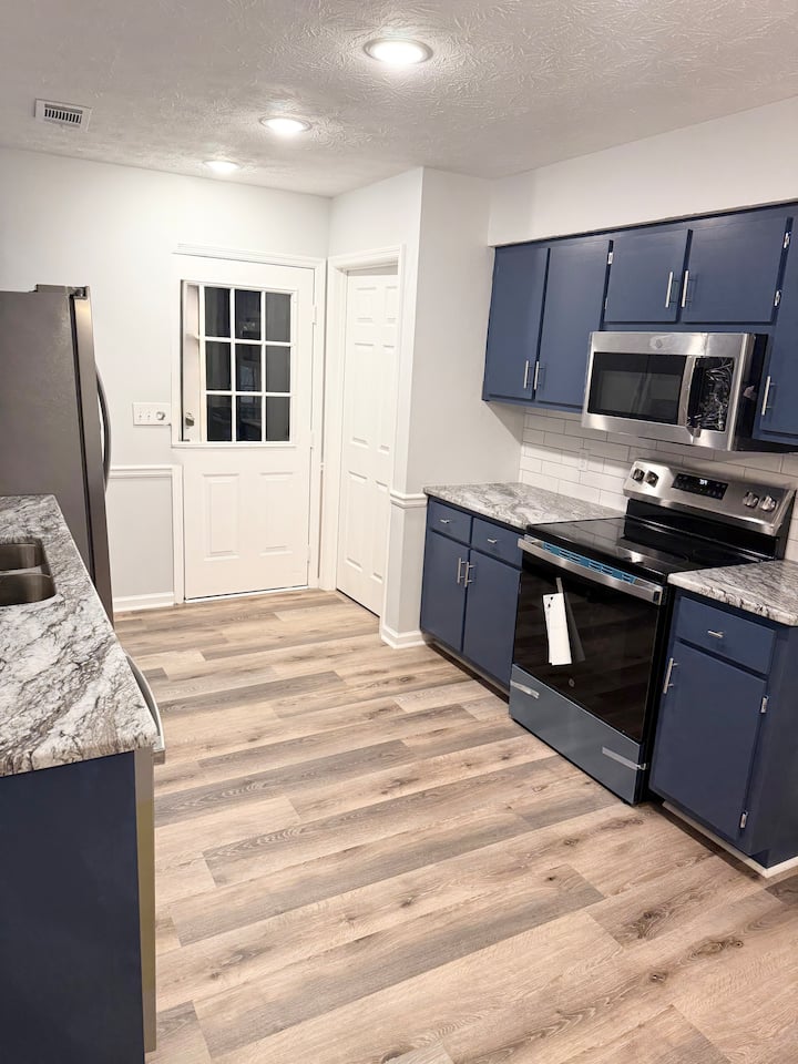 Stylish Remodeled Home In A Convenient Location - Columbus, GA