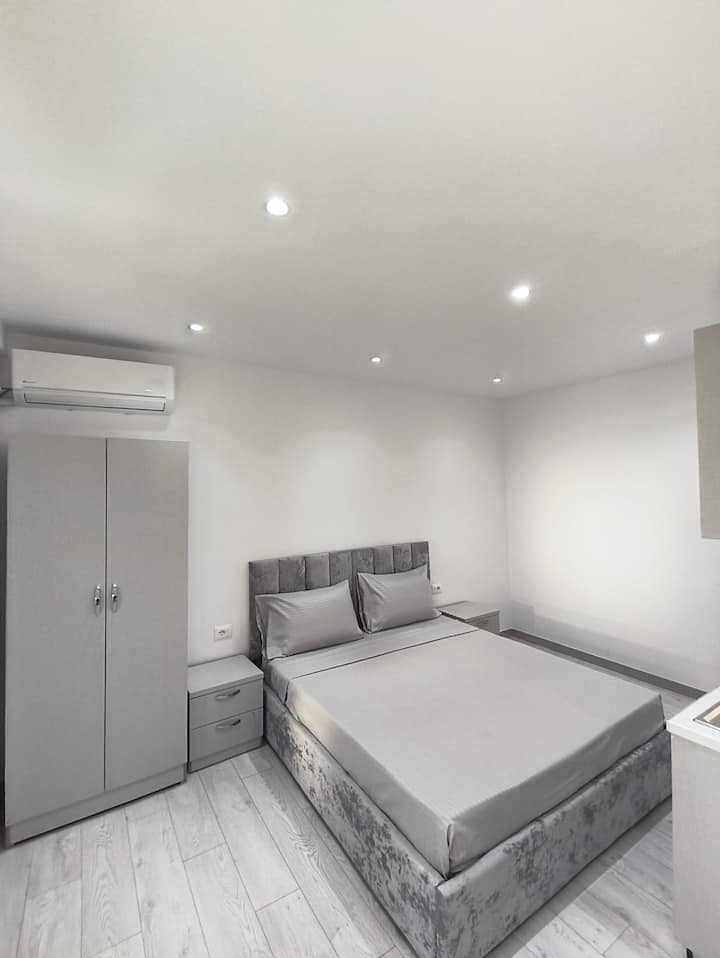 Abor Sunset Studio 2 - Vlorë