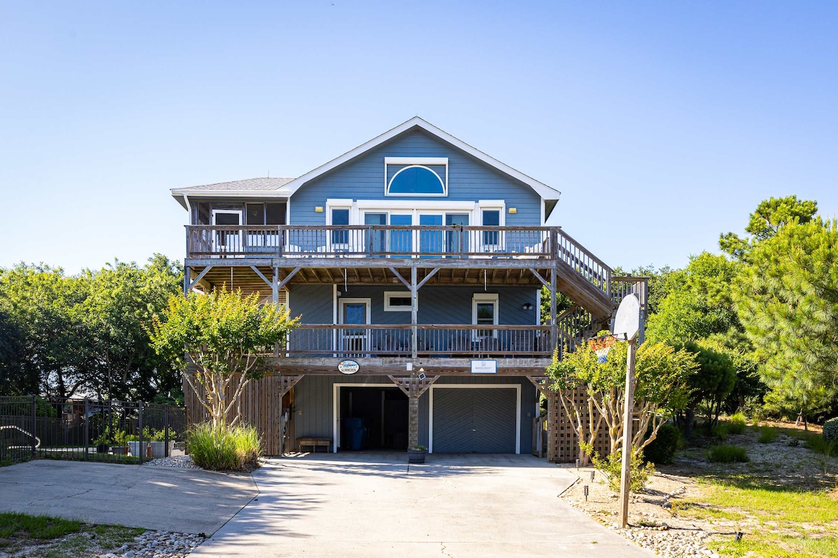 Close to Beach & Duck Town w Pool & New Updates!