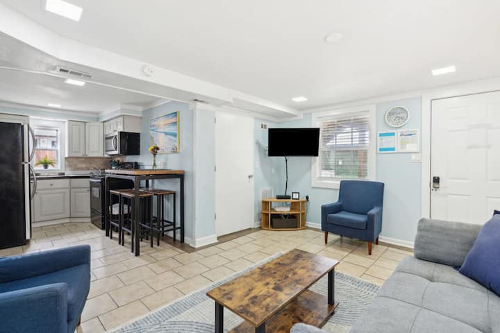 Sunny Side Down | Heart Of Folly Two Bedroom Stay - Folly Beach, SC