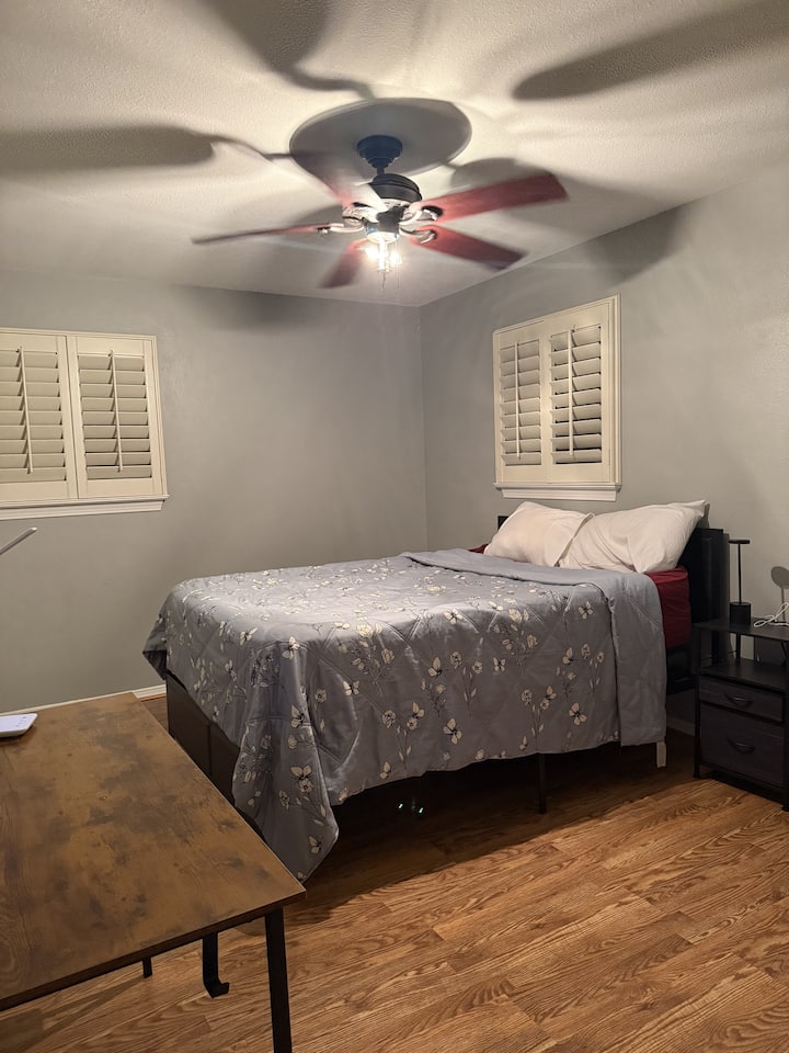 Private Arlington Room – 5 Miles To At&t Stadium! - Arlington, TX
