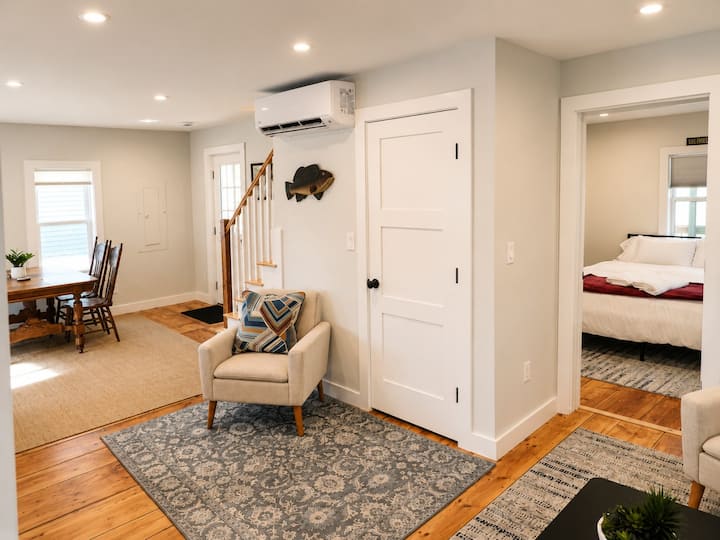 Weirs Beach Cottage | Lake Winnipesaukee Escape - Laconia, NH