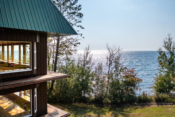 Lakehouse On The Shores Of Lake Superior - Two Harbors, MN