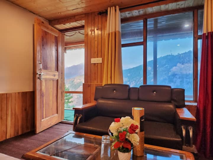 Traditional Kathkuni House With Panoramic Views - India