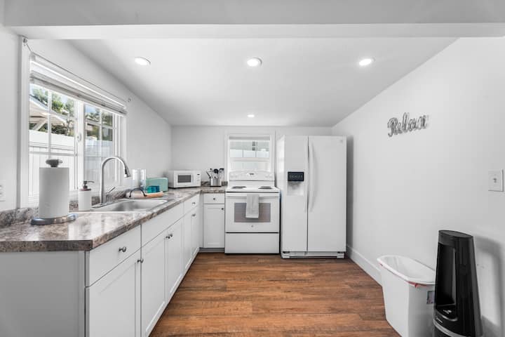 Value Beach Casita | 2br Huntington Beach - Huntington Beach, CA
