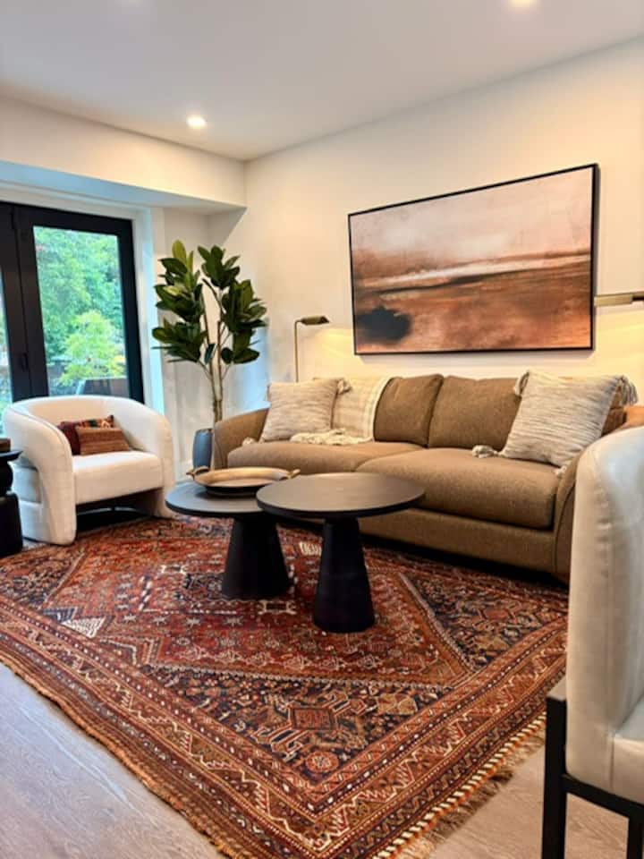 Designer Garden Suite - 15 Mins To Bc Place! - Burnaby