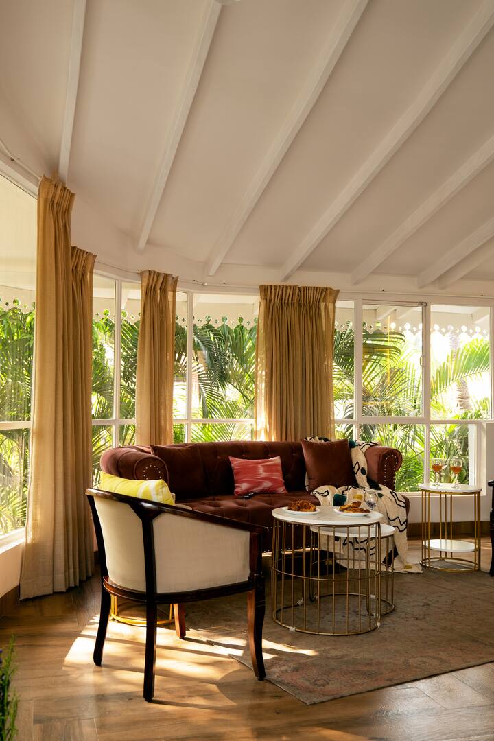 Living room image 9
