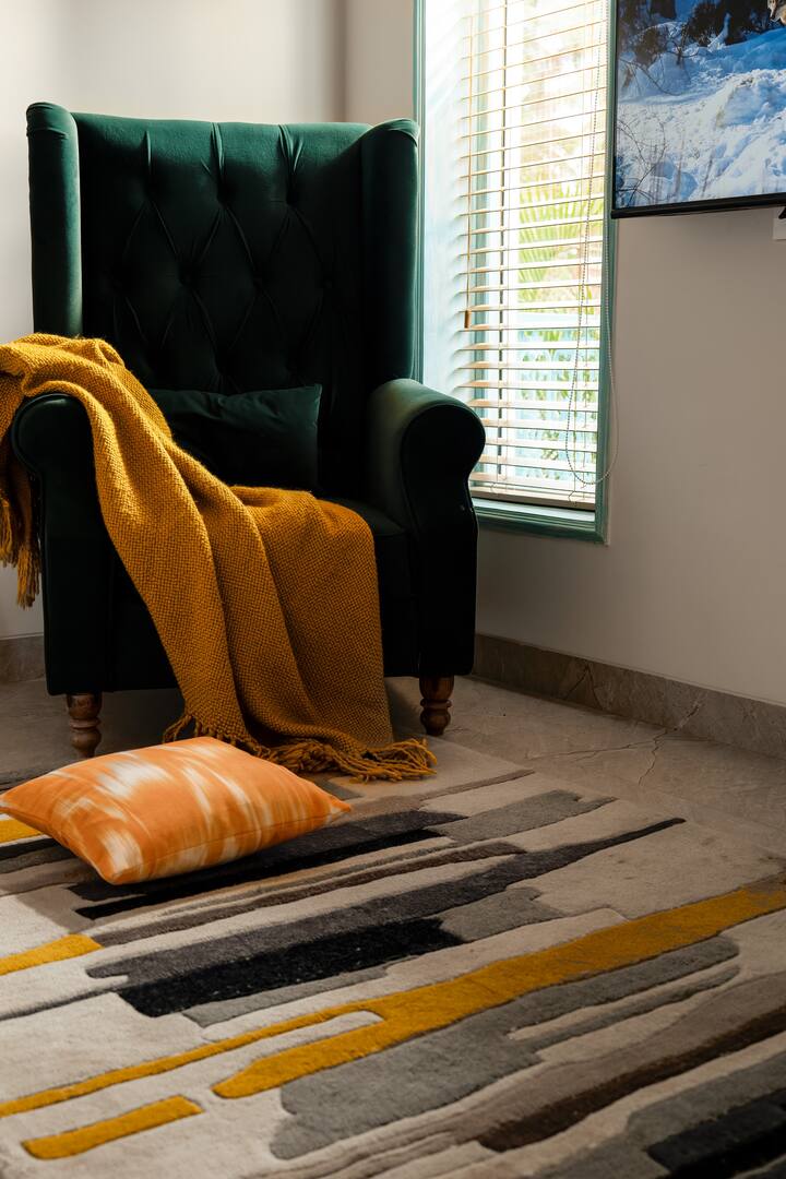 Living room image 8