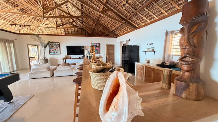 Villa Prestige Avec Piscine Et Vue Mer - Madagascar