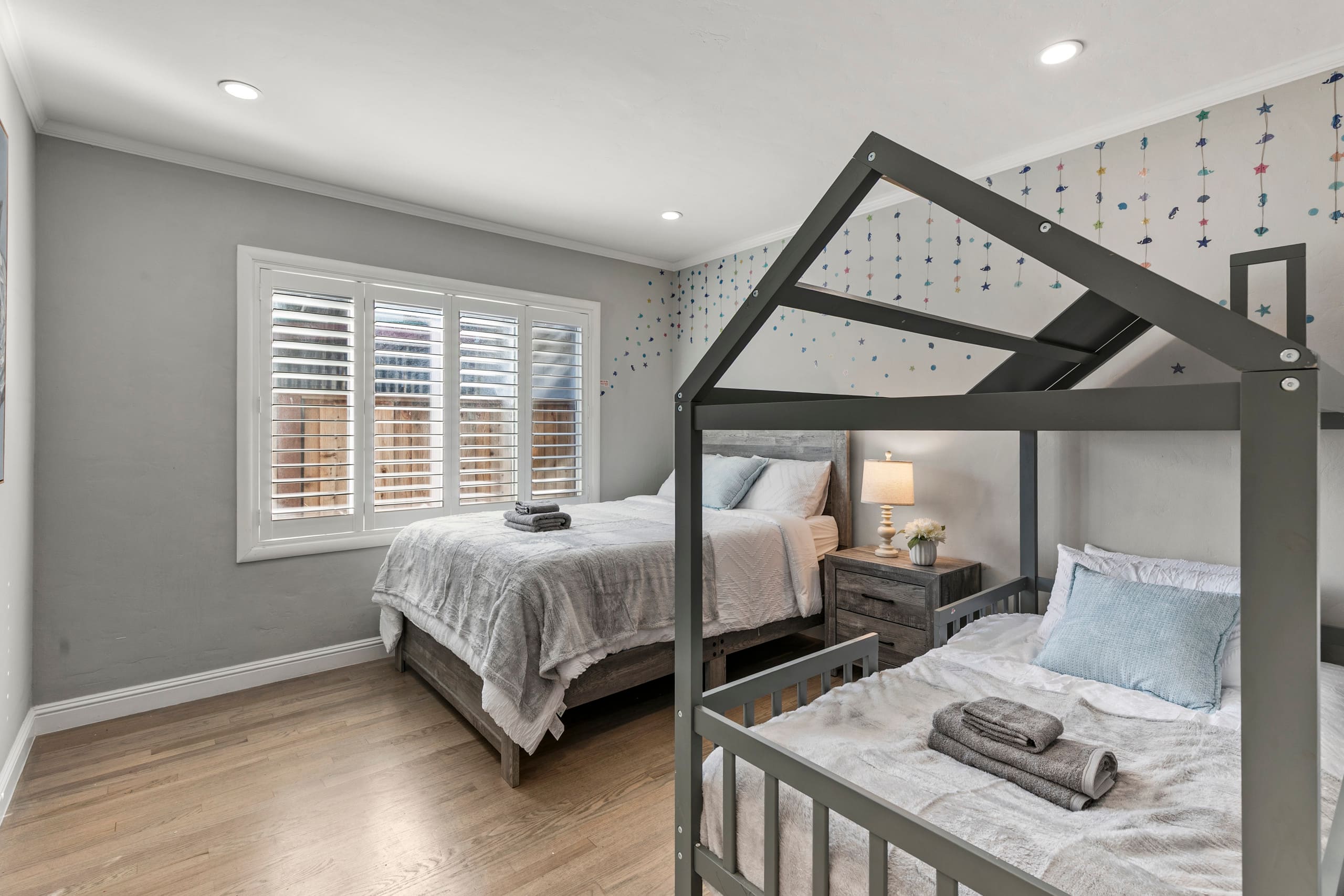 Walkable Mountain View Home Near Tech HQs - Photo 15