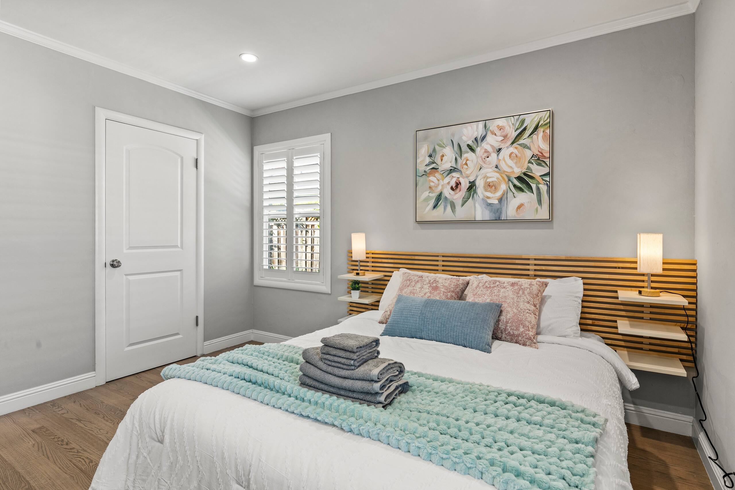 Walkable Mountain View Home Near Tech HQs - Photo 18