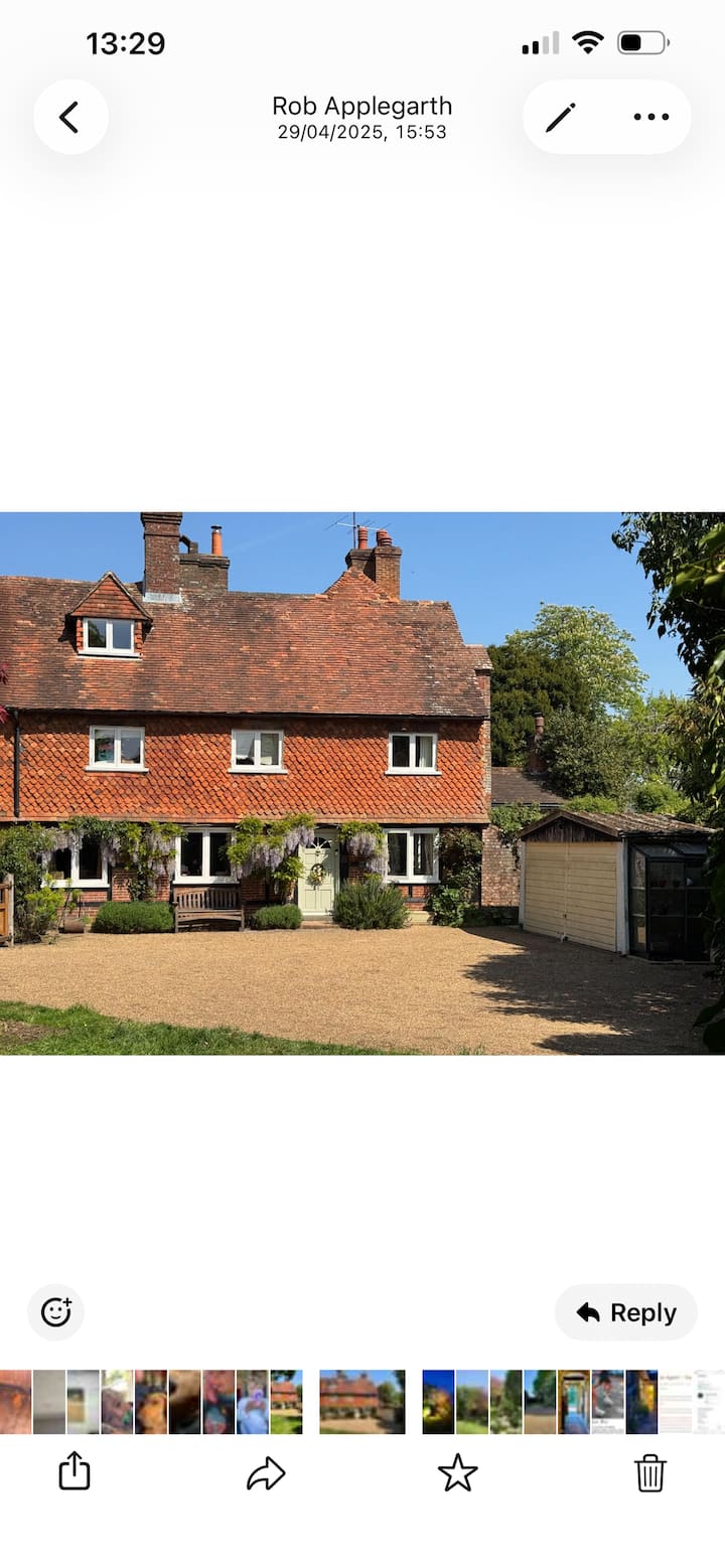Beautiful 5 Bed Surrey Home - Farnham
