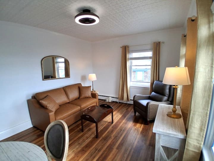 2 Bedroom Suite With Water Views - Stonington, CT
