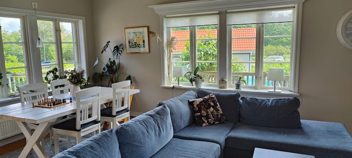 Björkö - Hus Och Gästhus Med Pool - Hönö