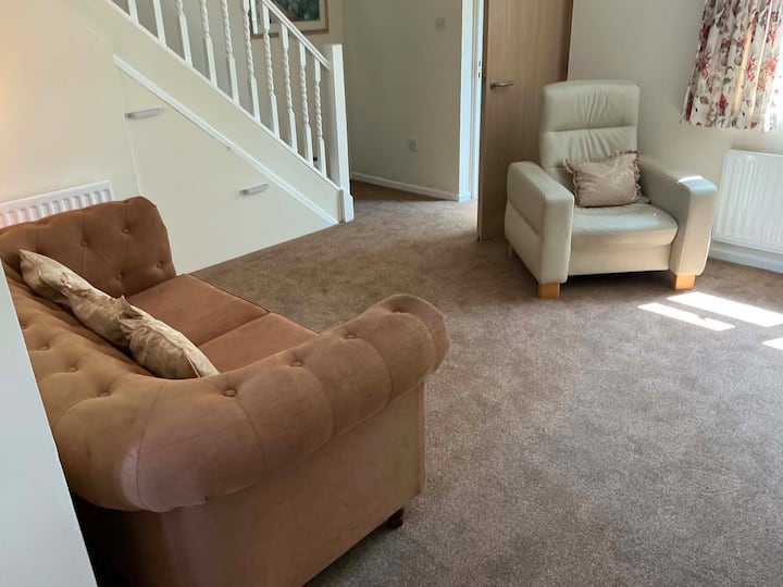 3 Bedroom House In Winterbourne Abbas - Dorchester