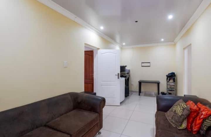 Comfy Coastal Home - Amanzimtoti