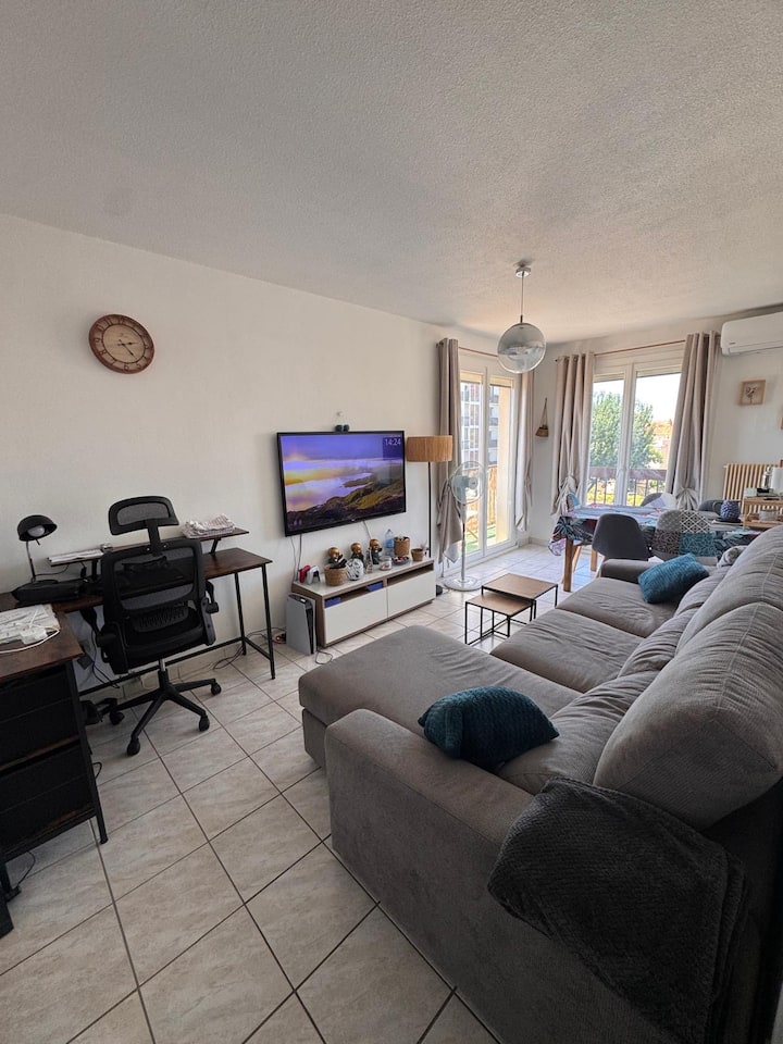 Appartement T3 Avec 2 Chambres Et Salon - Perpignan