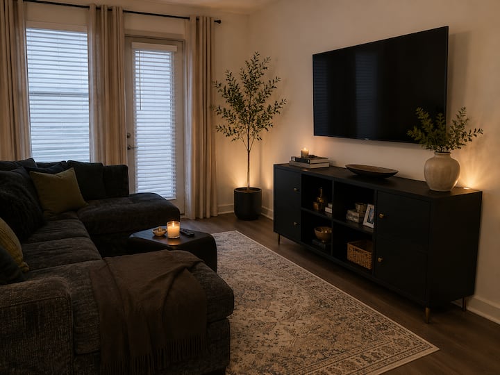 The Obsidian Retreat | Luxury Modern Stay Near Atl - Douglasville, GA