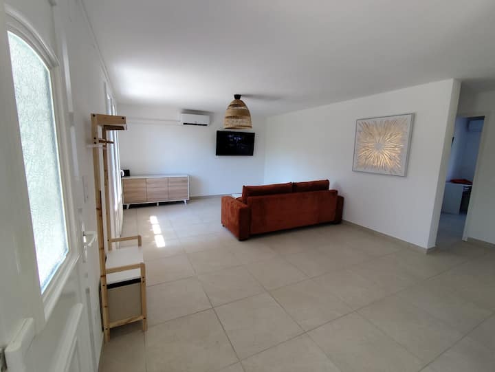 Apt 86 M² • 3 Chambres • Clim • Parking • Jardin - Alès