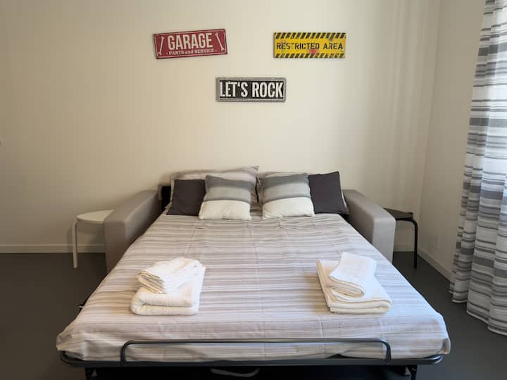 Piacenza Central Apartment [5 Min Piazza Cavalli] - Piacenza
