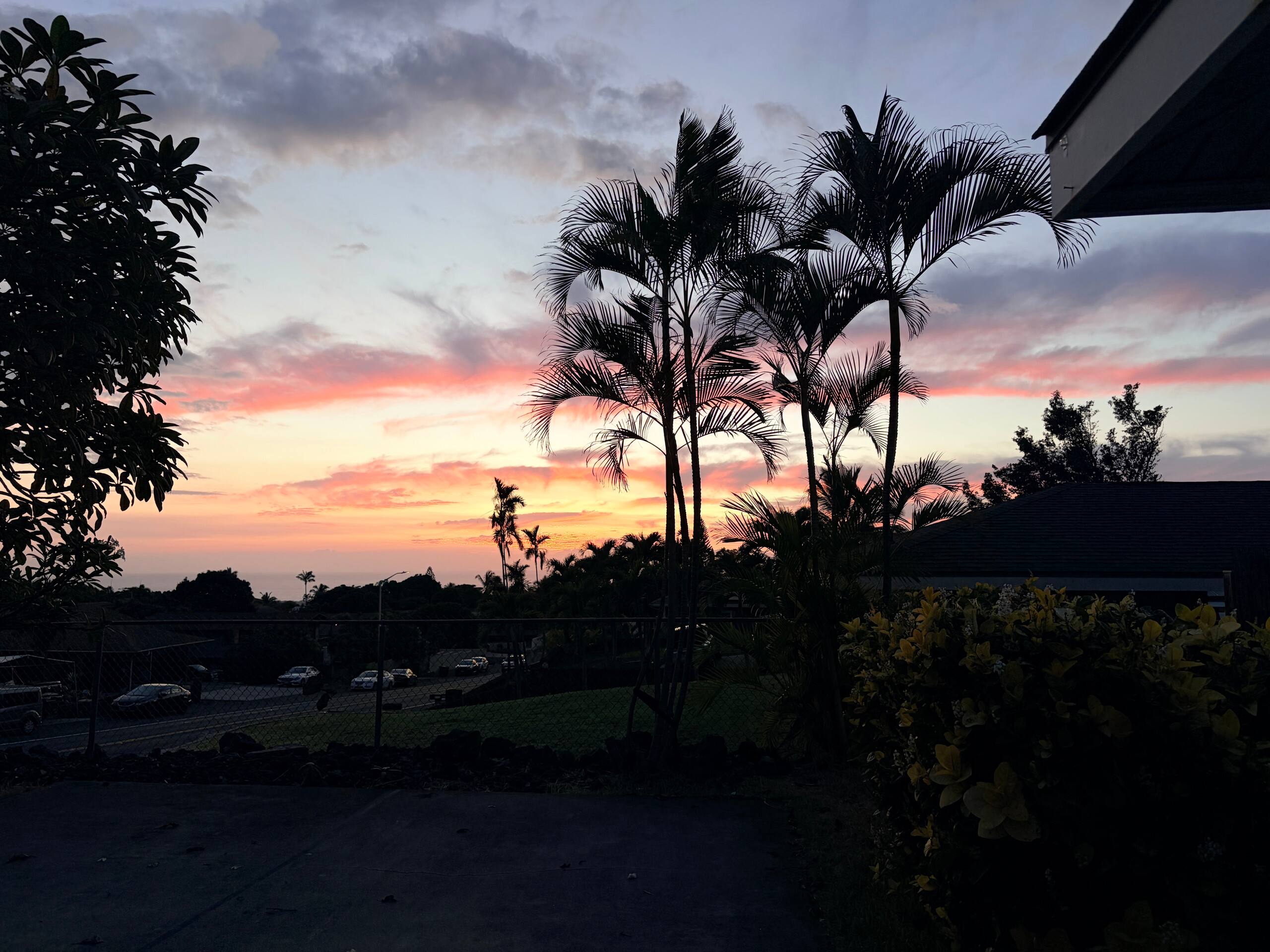 Kona Private Suite • Near Airport • Clean & Quiet - Image 8