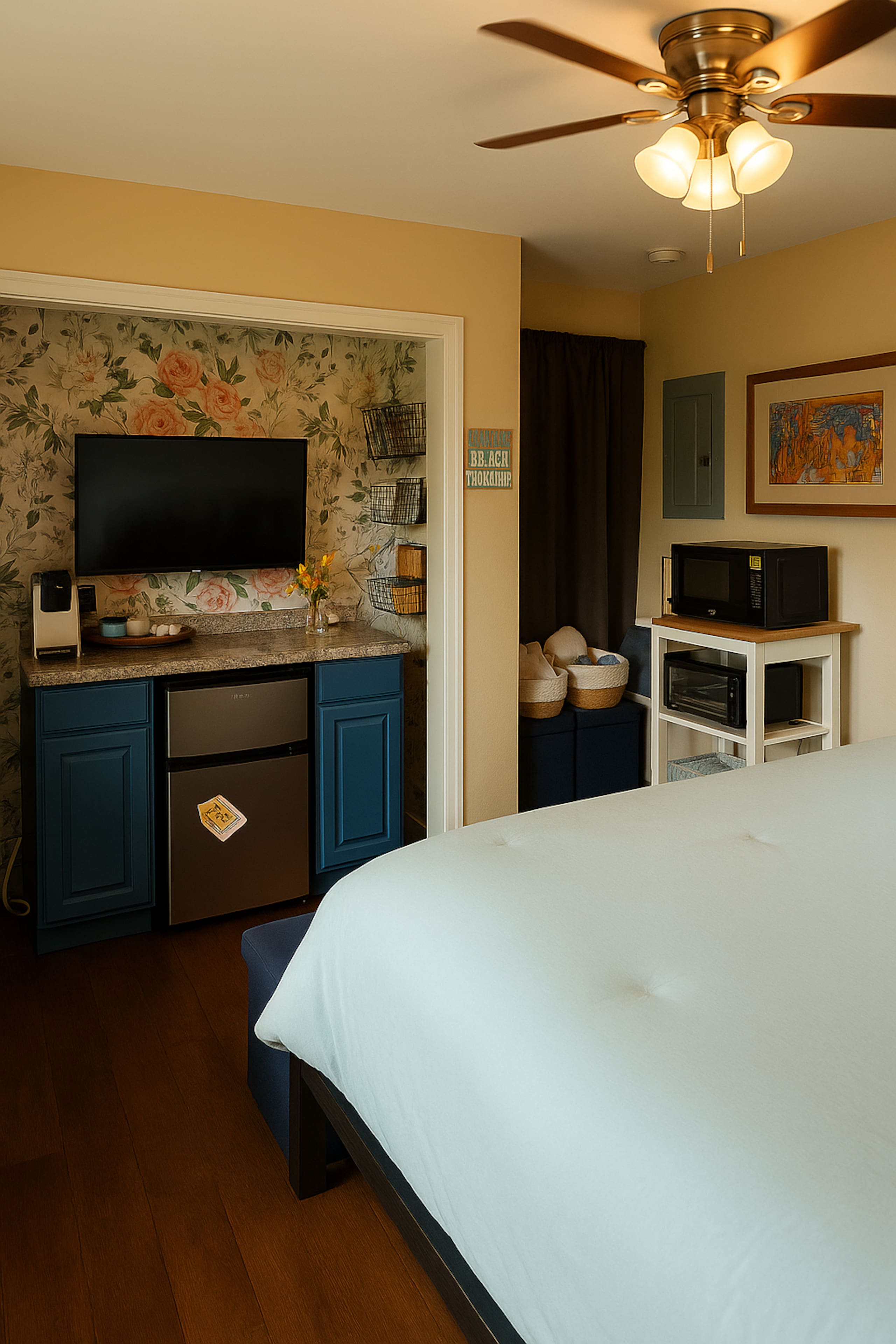 Kona Private Suite • Near Airport • Clean & Quiet - Image 7