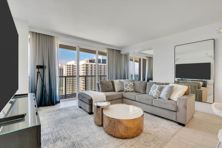 Beach Bliss Condo W Fort Lauderdale | Ocean Views - Fort Lauderdale, FL