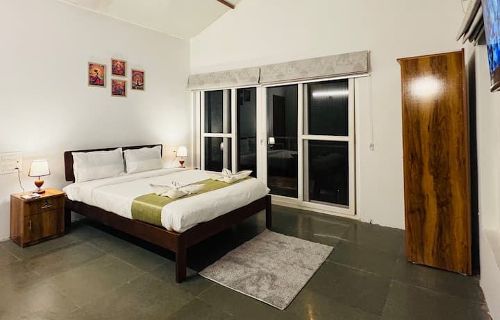 Bedroom 3 image 1