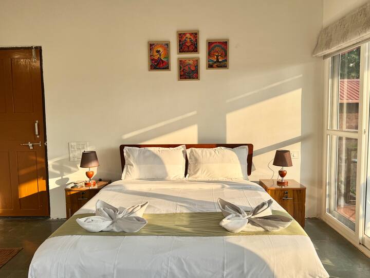Bedroom 2 image 3